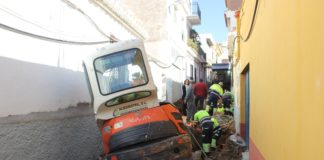 El Ayuntamiento cambia el acerado y las redes de saneamiento de la calle Mudarra, donde también mejorará la accesibilidad
