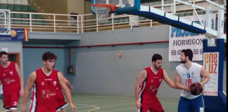 Motril gana el derbi provincial frente a la Zubia