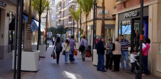 La venta de ropa crecio el 5,1 por ciento en 2015 y suma dos años al alza