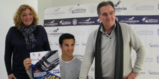 Miguel Ángel López, campeón del Mundo de marcha, recibe el reconocimiento de Motril