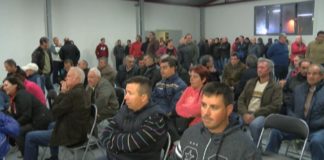 Agricultores de la Costa se reunen en Carchuna para establecer estrategias que palien los serios problemas que afectan al campo