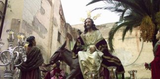 La cofradía de la ‘Borriquita’ celebra la vigésimo segunda edición de la entrega de sus ‘Palmas de honor’