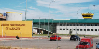 El centro penitenciario de Albolote y la Uned de Motril mantienen su colaboración para la reinserción de los internos