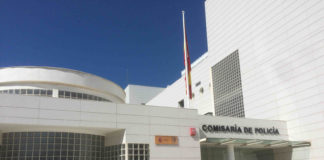 La Policía Nacional detiene a una joven por simular la sustracción de su teléfono móvil