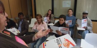 Cruz Roja inicia una campaña de captación de maestros voluntarios para clases de refuerzo a los escolares sin recursos