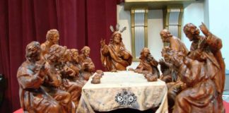 La Hermandad Sacramental de la Santa Cena procesionará por las calles de su barrio el próximo domingo 13 de marzo