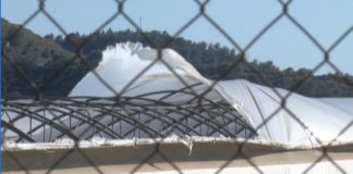 Un pequeño tornado afecta a las instalaciones que ‘Semilleros Saliplant’ tiene en Puntalón