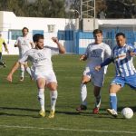 Nofuentes marcado por dos jugadores