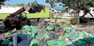El Ayuntamiento y la organización ‘Cicloagro’ mantienen el servicio gratuito de recogida de plásticos generados por la actividad agrícola