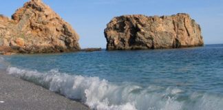 Todas las aguas de baño de Granada, tanto marítimas como continentales, son aptas para el baño
