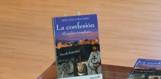 El ‘Aula de pensamiento Francisco Javier de Burgos’ presenta el libro ‘La confesión. El médico templario’ de Jesús Ávila Granados