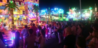 Comienza la feria con un novedoso alumbrado y buen nivel de publico