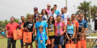 Alberto Esquitino y Sandra Román (CN Churriana) ganan ‘III Travesía a Nado Rubén Romero Riveira’