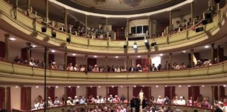 El grupo de teatro ‘Mutrayil’ representará el sábado la obra ‘Las infantas de Bombón y César Augusto’