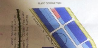 IU apoya a los trabajadores de Fabián Arenas que piden paralizar unas obras ilegales que se realizan junto a su centro de trabajo