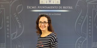 Gloria Chica anima a los agricultores a que asistan el jueves a la sesión informativa de la Junta sobre las ayudas para la modernización de invernaderos