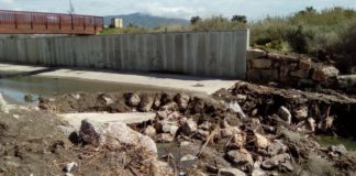 Aparece una persona muerta en la rambla de los Álamos