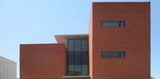 La Junta destina 85 millones a los ayuntamientos para favorecer la Ayuda a la Contratación y reforzar los servicios sociales comunitarios