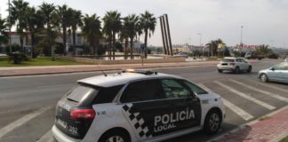 La Policía Local detiene a los presuntos autores de un robo en una vivienda en el centro de Motril