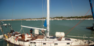 Ecologistas en Acción continúa con sus actividades para preservar el mar a través del velero ‘Maat’