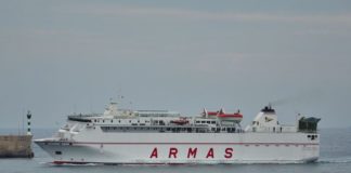 La Guardia Civil detiene a un hombre por transportar 500 kilos de hachís tras desembarcar del ferri ‘Volcán de Tauce’