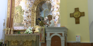 La locutora Maripepa Gómez ofreció el domingo el vigésimo cuarto pregón de exaltación de la Patrona