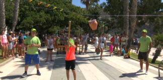 Vecinos y turistas disfrutan desde hoy de las fiestas patronales de Calahonda