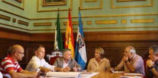 El Ayuntamiento pedirá a Costas espacio público para habilitar aparcamientos en la Playa de Poniente