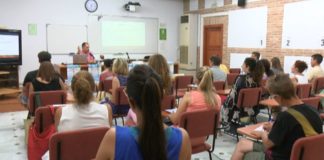 La UNED de Motril aborda la investigación psicológica en los delitos de homicidio y el perfil de los condenados por delitos