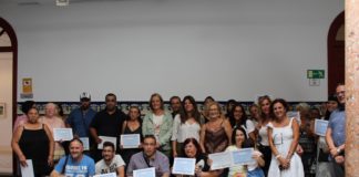 El taller de cocina saludable de Motril cuenta con una treintena de participantes
