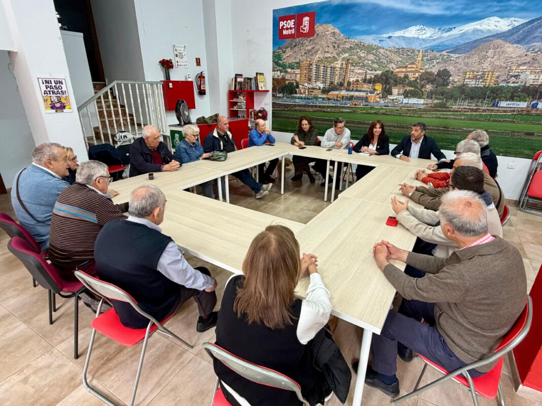 FOTO. Encuentro con pensionistas de Motril 20260320 (1)